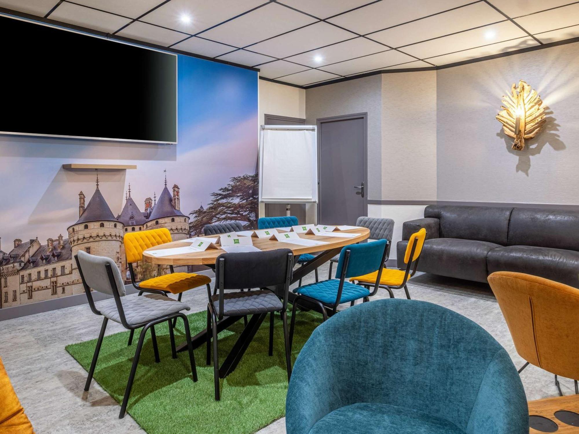 Ibis Styles Blois Centre Gare Hotel Ngoại thất bức ảnh